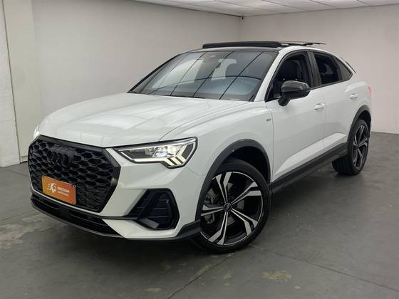 AUDI Q3 2.0 40 TFSI GASOLINA PERFORMANCE BLACK QUATTRO TIPTRONIC AUDI Q3 2.0 40 TFSI GASOLINA PERFORMANCE BLACK QUATTRO TIPTRONIC